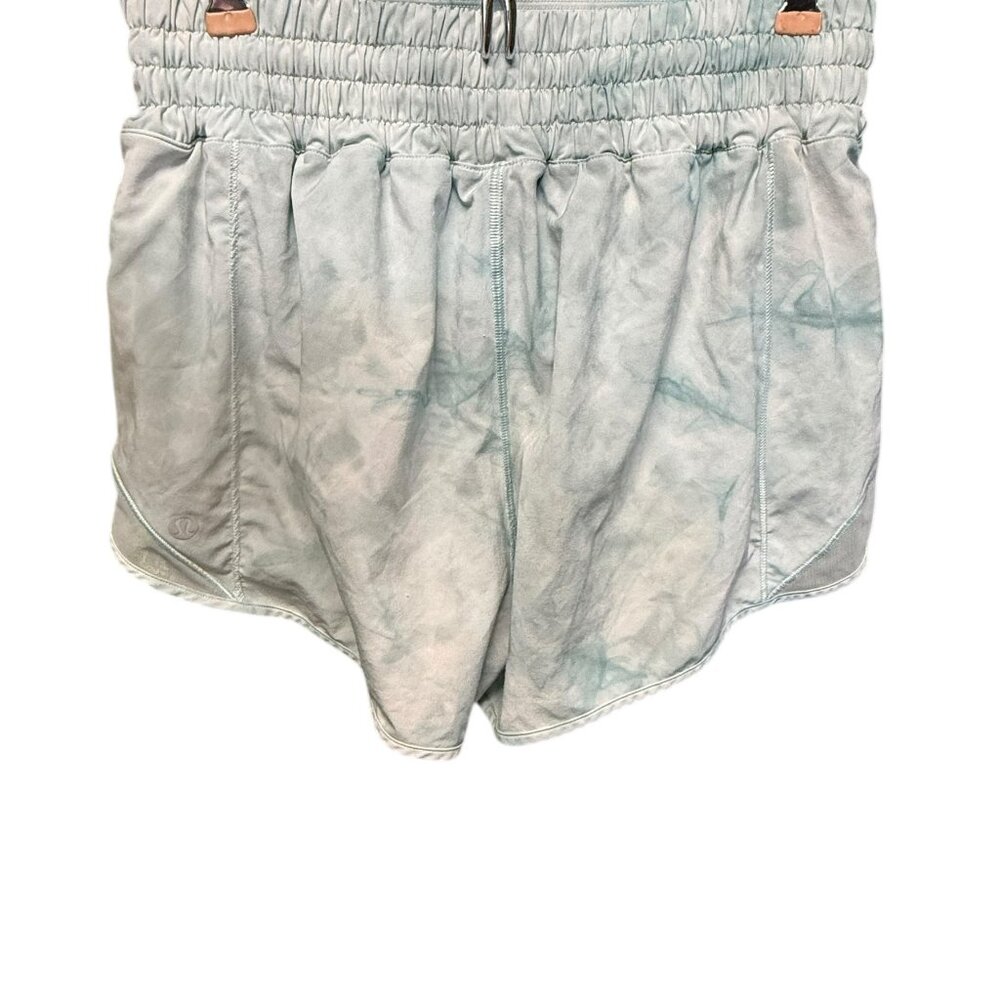 Lululemon LW7CBWR Tye-dye Shorts - Size 6 - Picture 7 of 9